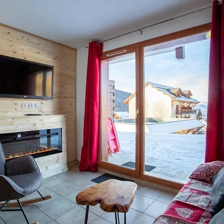 Cosy 1800 - Pied Des Pistes - Piscine, Sauna, Parking Privee